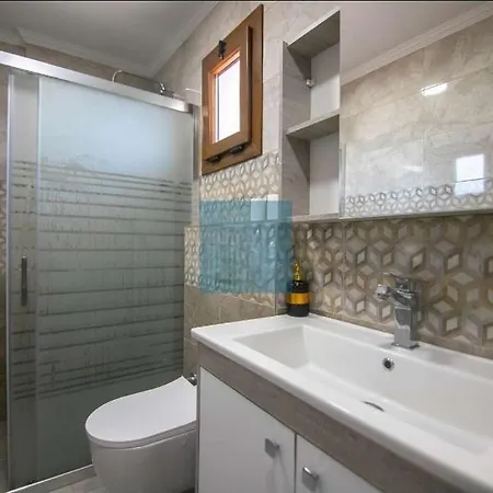 Noyan Villa
